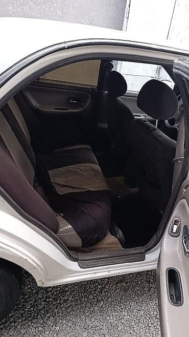 Продажа авто: Hyundai Sonata: 1995 г., 1.6 л, Механика, Бензин, Седан — 5