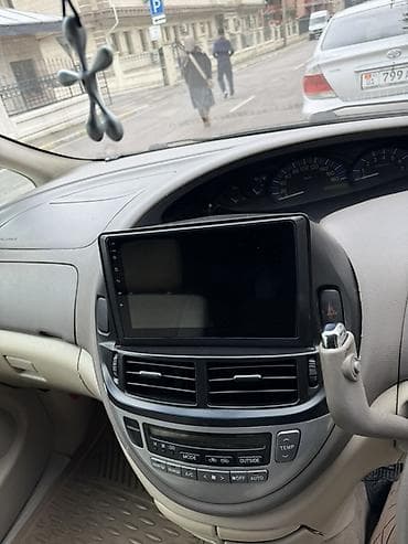 Продажа авто: Toyota Estima: 2004 г., Минивэн — 7