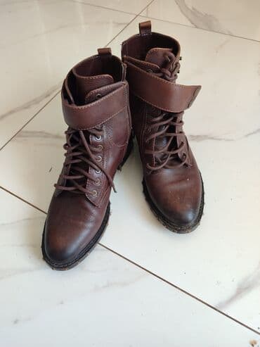 на прокат военная форма: Обувь женская,мужская. Кожаные ботинки. американского бренда — 1