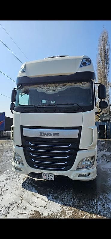 дополнительный свет: Тягач, DAF, 2015 г. — 1