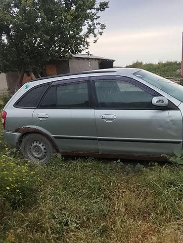 mazda 626 цена: Mazda 323: 2000 г., 1.6 л, Бензин, Хэтчбэк — 4