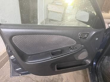 авто бесплатно: Toyota Avensis: 2001 г., 1.8 л, Механика, Бензин, Универсал — 3