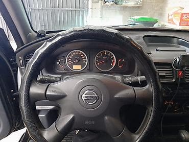 Nissan Almera: 2004 г., 1.5 л, Механика, Бензин, Хэтчбэк — 9