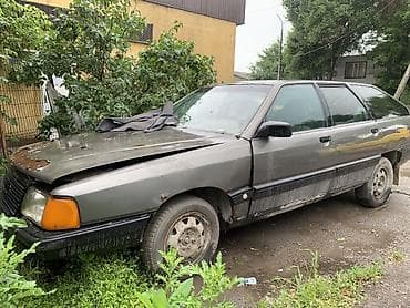 Audi: Audi 100: 1989 г., 2 л, Механика, Бензин, Универсал — 4