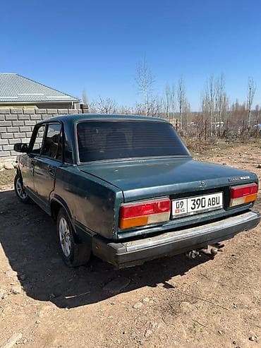 ВАЗ (ЛАДА) 2107: 2006 г., 1.5 л, Седан