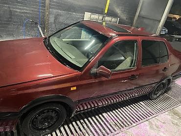 решетка 211: Volkswagen Vento: 1994 г., 1.8 л, Механика, Бензин, Седан — 5