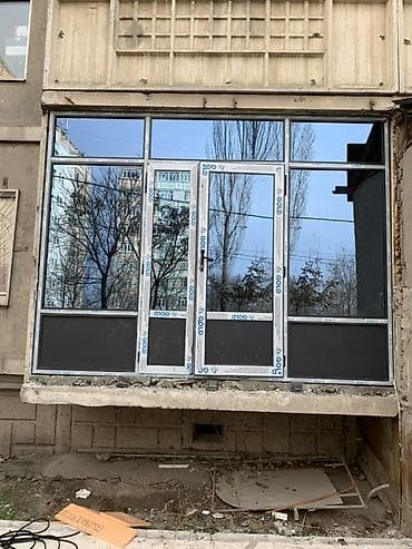 ветрозащита: Алюминиевое окно на заказ, Тип окна: Панорамные, Декоративные особенности: Декоративный переплет, Платная установка, В рассрочку — 8