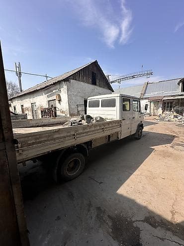 мерседес грузовой сапог: Легкий грузовик, Mercedes-Benz, Дубль — 7