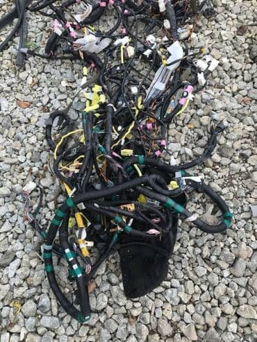 сколько стоит усилитель для колонок: Toyota Sequoia Проводка салона, Тойота Секвойя электропроводка — 1