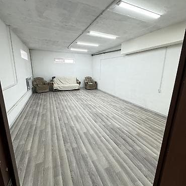 в аренду маникюрный стол: Сдается светлое просторное помещение открытой планировки. - Площадь — 2