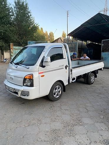 Hyundai Porter: 2018 г., 2.5 л, Автомат, Дизель, Фургон