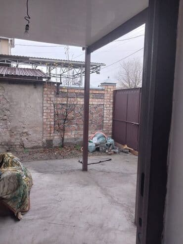 район пишпек дом: Дом, 72 м², 4 комнаты, Собственник — 11