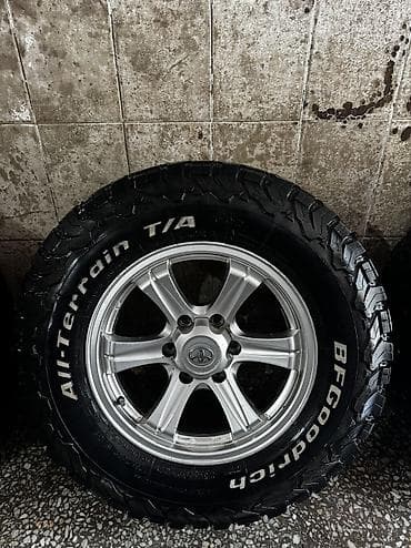 грязовые шины: Шины 265 / 70 / R 17, Всесезонная, Комплект, Внедорожные (АТ/МТ), BFGoodrich — 7