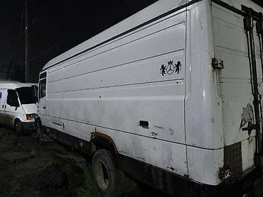 бус 4 4: Mercedes-Benz Vario: 1997 г., 4 л, Механика, Дизель — 6