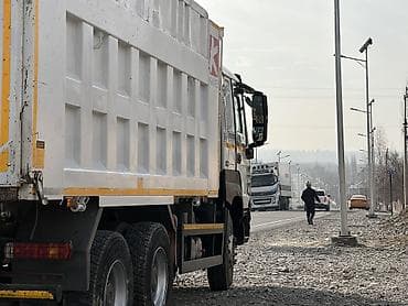 hyundai i 20: Грузовик, Howo, Новый — 8