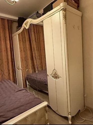 Эмерек: Купе шкаф, Күзгүсү менен, ЛДСП — 1