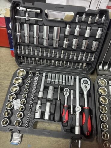 Набор ручного инструмента в кейсе - Универсальный комплект для авто-