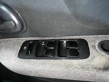 Транспорт: Suzuki Swift: 2003 г., 1.3 л, Автомат, Бензин, Хэтчбэк — 7