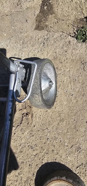 буу кресло: Бакча жана курулуш дөңгөлөк жана араба, Болот, Эки дөңгөлөктүү, Колдонулган — 2