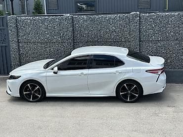 changan deepal: Toyota Camry: 2019 г., 2.5 л, Автомат, Бензин, Седан — 3