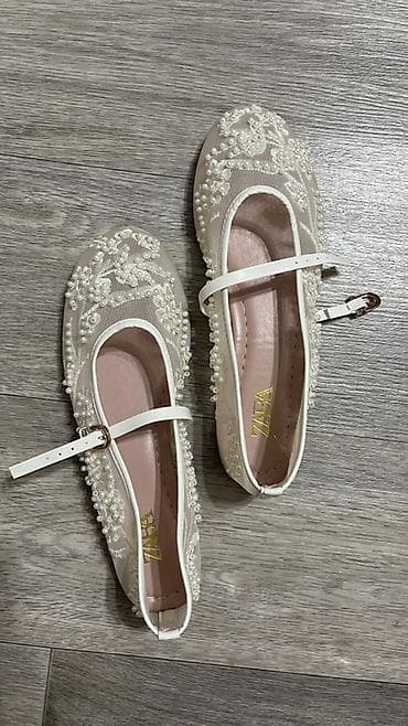 nike react: Туфли, 39, Zara, Новый, цвет - Белый, Самовывоз, Платная доставка — 2