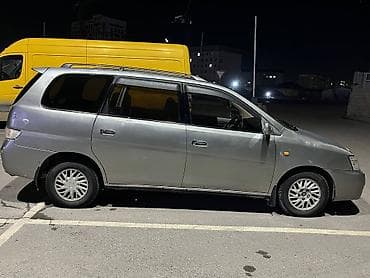 старекс 2: Toyota Ipsum: 1998 г., 2 л, Автомат, Бензин, Минивэн — 2