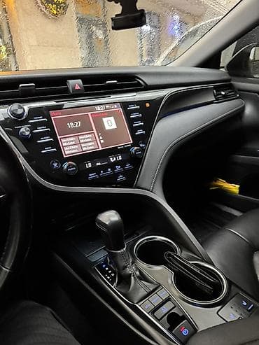 full construction: Toyota Camry: 2018 г., 2.5 л, Автомат, Бензин, Седан — 5