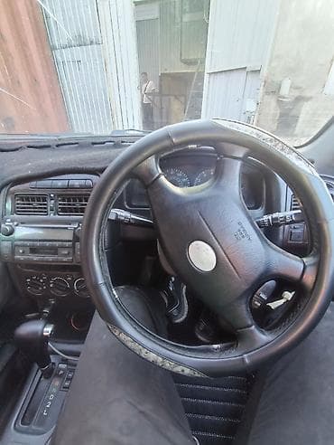 лям: Toyota Avensis: 2003 г., 2 л, Автомат, Бензин, Седан — 6
