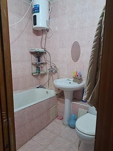 Недвижимость: 2 комнаты, 44 м², 104 серия, Кок-Жар мкр 104 серия, 4 этаж, Евроремонт — 9