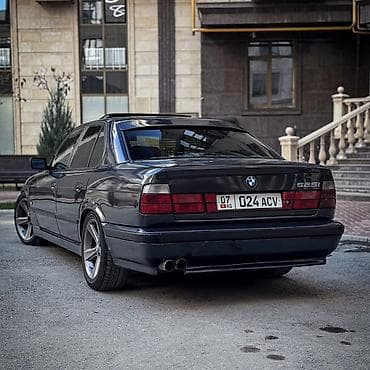 е34 34 e34: BMW 525: 1994 г., Механика, Седан — 2