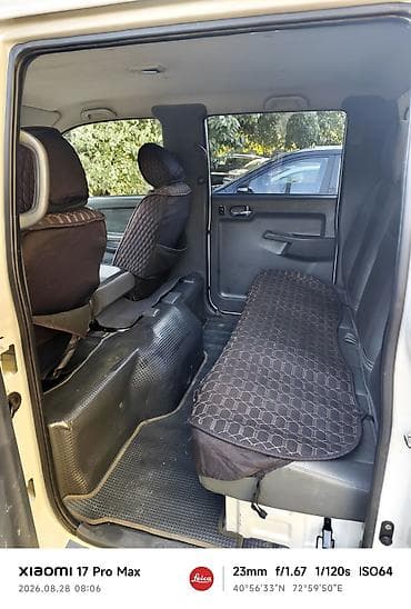 daewoo musso: Kia Bongo (кабина-дубль) — интерьер и оснащение - Рулевое колесо с — 2