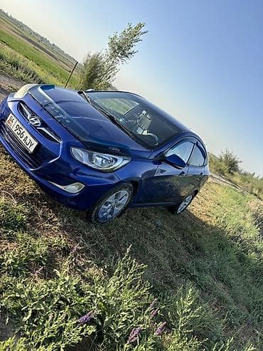 solaris: Hyundai Solaris: 2012 г., 1.4 л, Механика, Бензин, Седан — 5