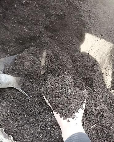 Биогумус/чернозём, фасованный в прочные мешки. Описание: -