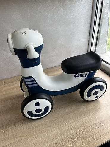 Каталка-беговел для малышей Candy 
Почти не пользовались, 600 сом