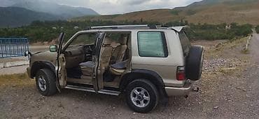 Транспорт: Isuzu Bighorn: 2001 г., Внедорожник — 5