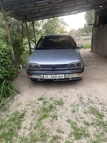 Volkswagen Golf: 1993 г., 1.8 л, Хэтчбэк