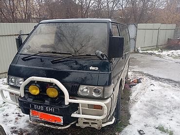 Mitsubishi Delica: 1993 г., 2.5 л, Автомат, Дизель, Минивэн