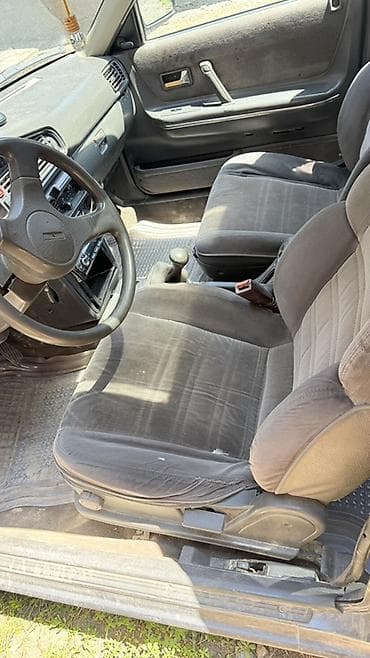 Продажа авто: Mazda 626: 1990 г., 2 л, Механика, Бензин, Универсал — 3