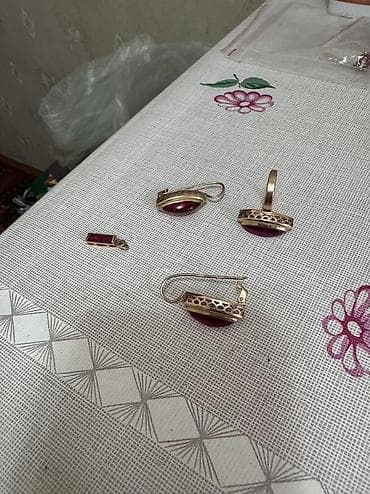 Сөйкөлөр: Зер буюмдар топтому, Аялдарга, Колдонулган — 7