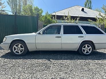 kia sorrnto: Mercedes-Benz E-Class: 1994 г., 2.2 л, Механика, Бензин, Универсал — 10