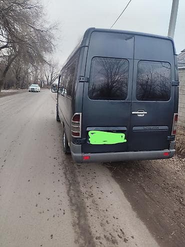 Mercedes-Benz Спринтер: 2004 г., 2.2 л, Механика, Дизель, Фургон