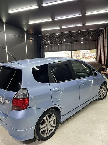 кia 7: Honda Jazz: 2003 г., 1.3 л, Механика, Бензин, Хэтчбэк — 4