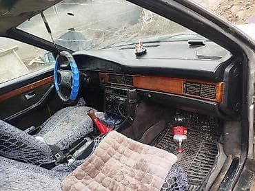 Audi 100: 1990 г., 2 л, Механика, Бензин