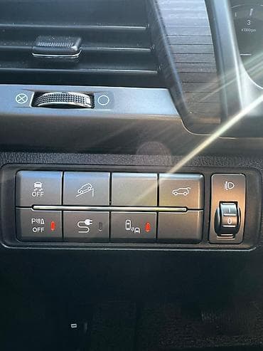 решетка радиатора w201: Ssangyong Rexton: 2020 г., Внедорожник — 7