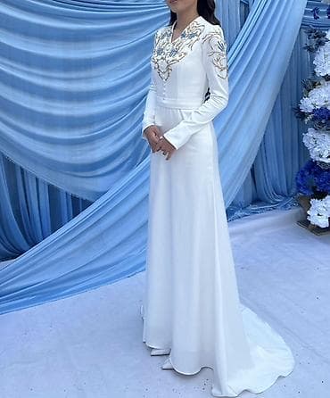 свадебное кыргызское платье: Платье на кыз узатуу, S, Со шлейфом, Новый, цвет - Белый — 2