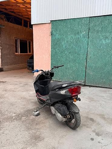 ktm мотоциклы: Макси-скутер M8, 175 куб. см, Бензин, Б/у — 6