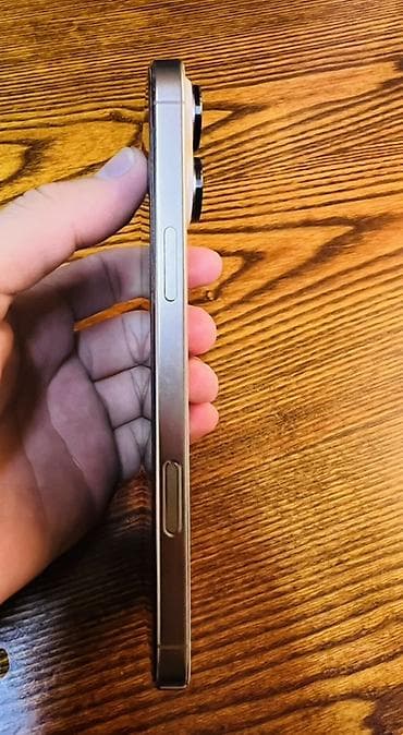 Техника жана электроника: IPhone 16 Pro Max, Колдонулган — 2