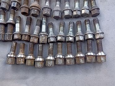 метиз 1: Болты на Мерседес-Бенс оригинал цена за штуку 100с — 6