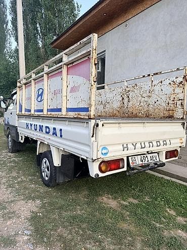 Унаа: Жеңил жүк ташуучу унаа, Hyundai, Стандарт, 3 т, Колдонулган — 4