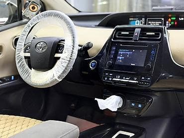 byd song plus: Toyota Prius: 2016 г., 1.8 л, Вариатор, Гибрид, Хэтчбэк — 8